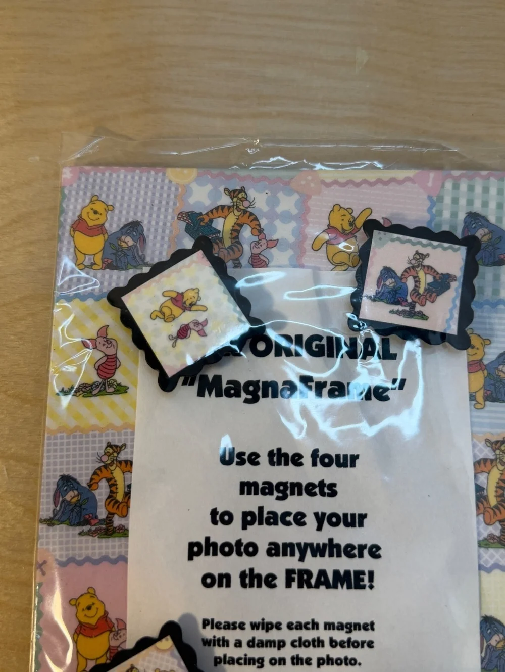 Original MagnaFrame Winnie the Pooh Photo Frame with Four Magnets